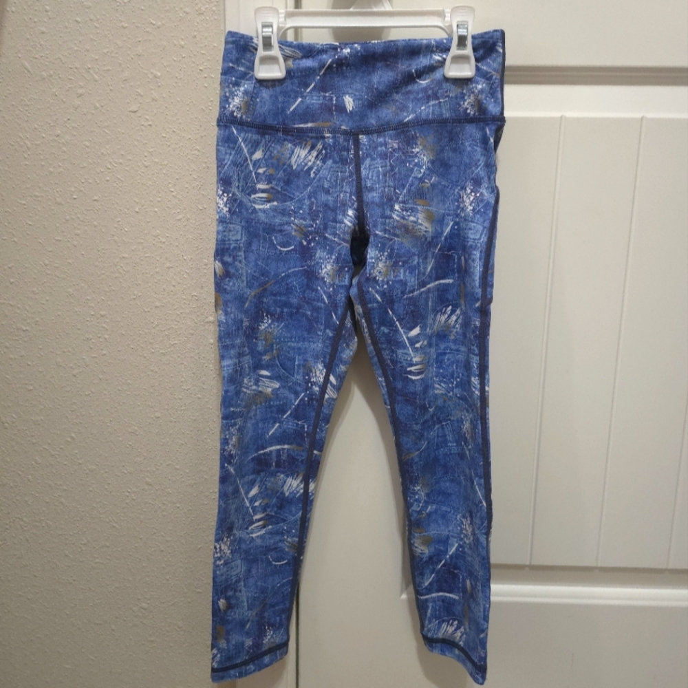 ZYIA Moisture-Wicking Leggings